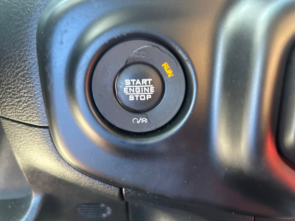 Used 2021 Jeep Wrangler Unlimited Rubicon AWD/4WD image 43