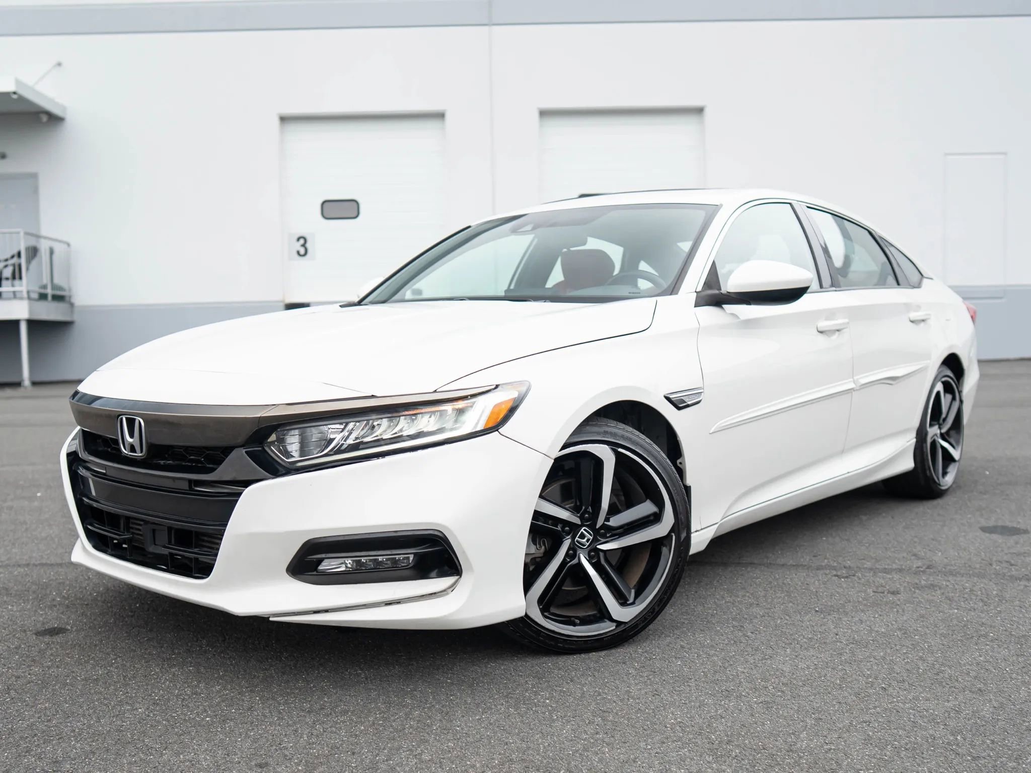 Used 2019 Honda Accord Sport image 1