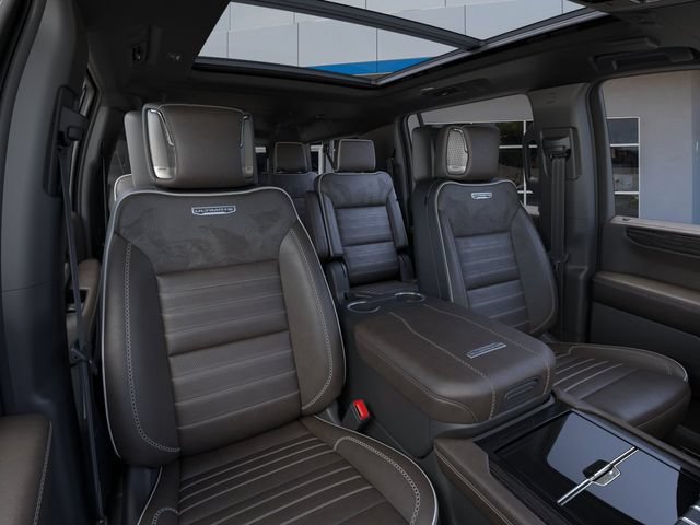 New 2026 GMC Yukon XL Denali Ultimate AWD/4WD image 16