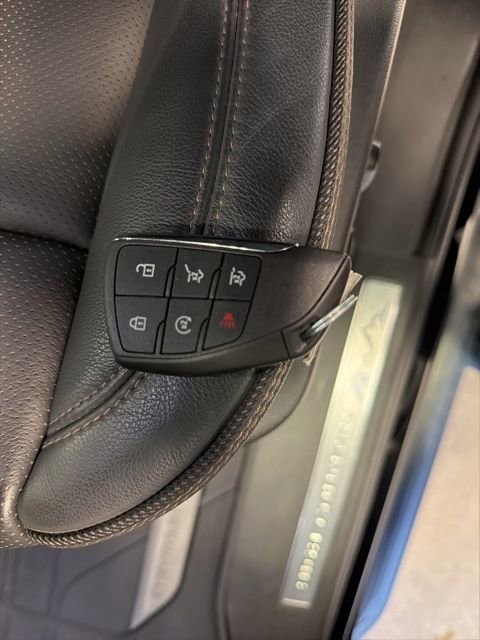 Used 2025 Chevrolet Tahoe High Country image 35