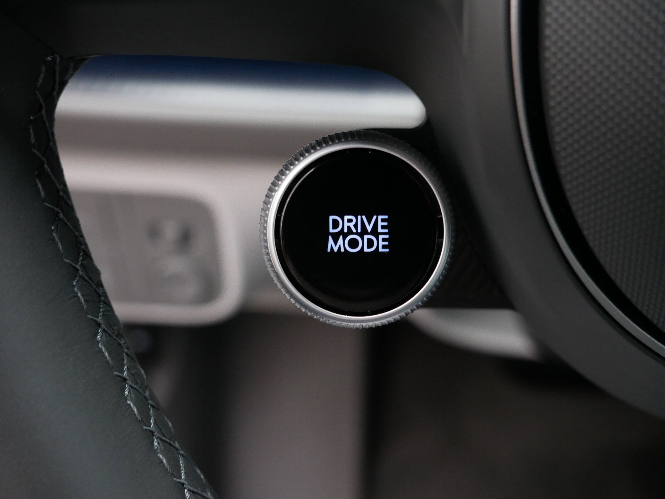 Used 2025 Hyundai Ioniq 6 SEL image 25