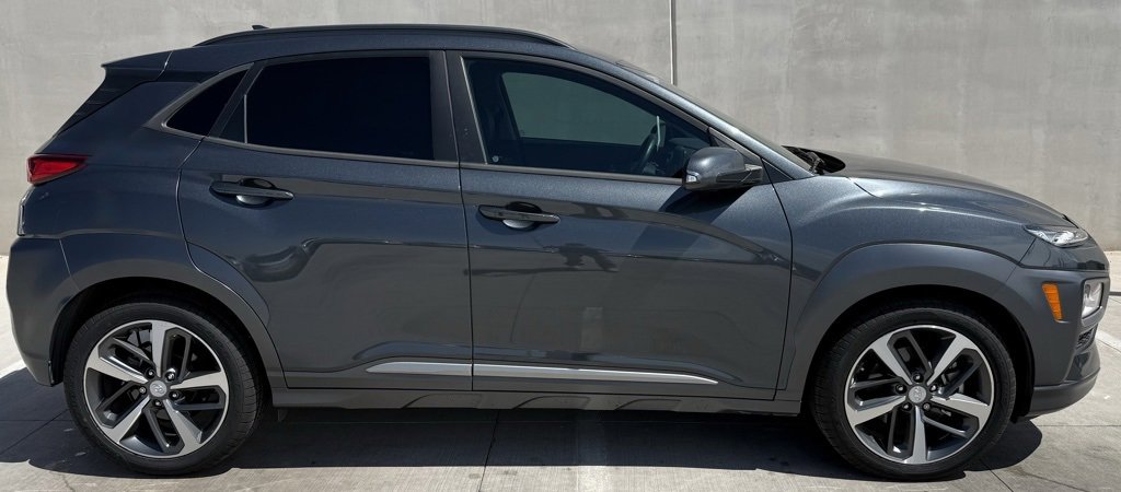 Used 2021 Hyundai Kona Limited image 3