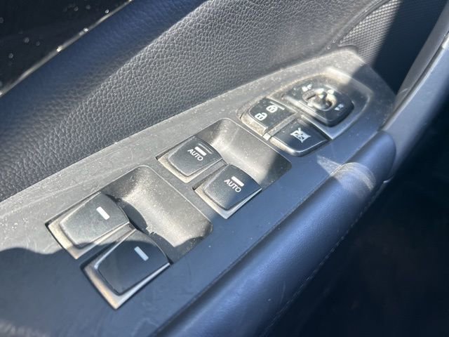 Used 2013 Hyundai Azera w/ Technology Pkg FWD image 20