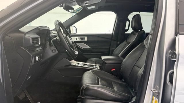 Used 2023 Ford Explorer ST AWD/4WD image 15