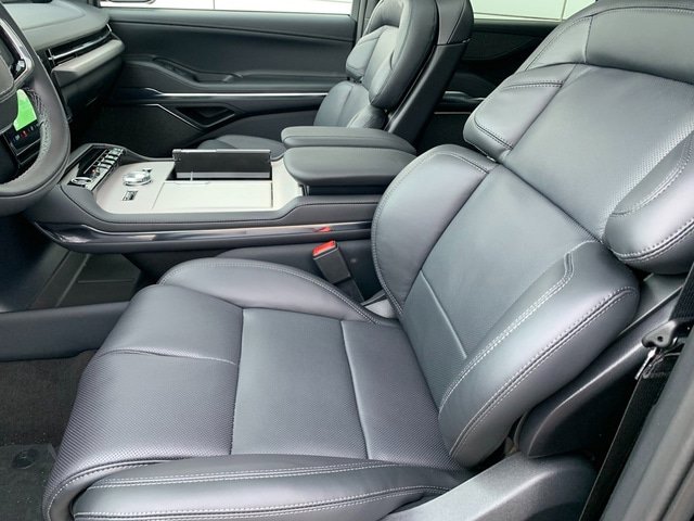New 2026 Lincoln Navigator Reserve w/ Jet Appearance Package AWD/4WD image 23