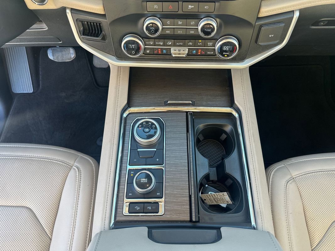 Used 2024 Ford Expedition Max Limited image 19