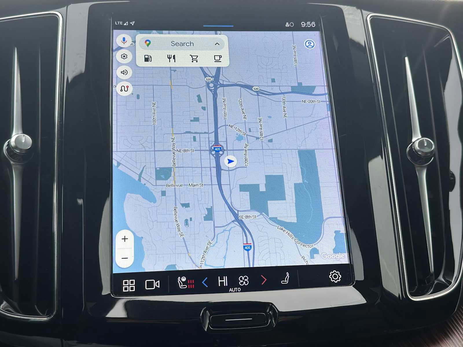 Certified 2023 Volvo XC60 B5 Plus w/ Climate Package image 26