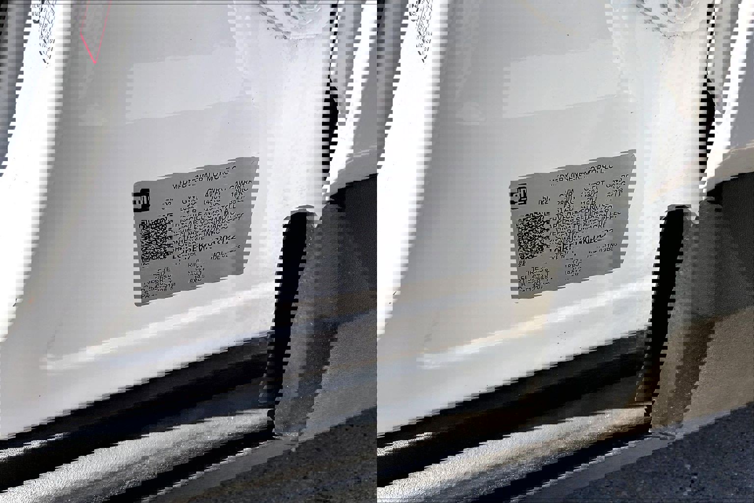 Used 2022 Chevrolet Traverse LS FWD image 35