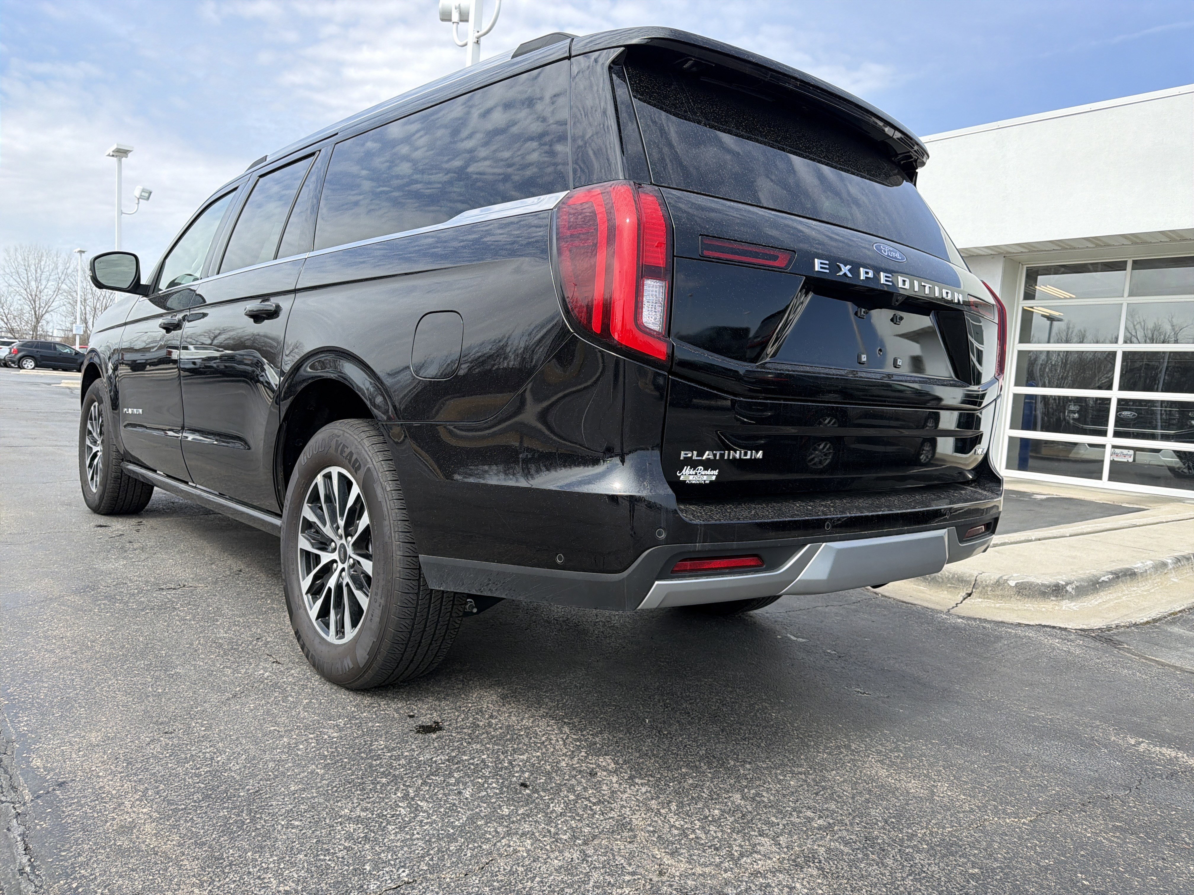 Used 2025 Ford Expedition Max Platinum image 39