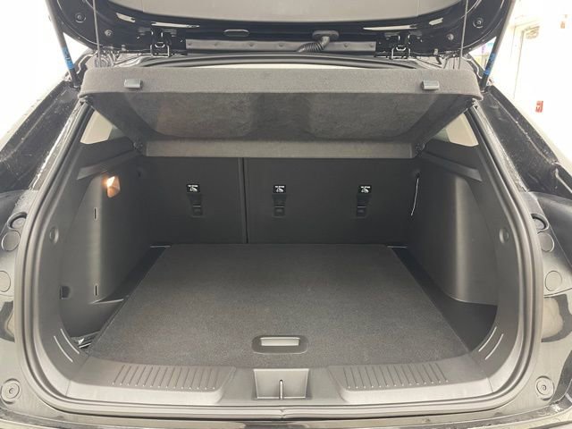 New 2026 Chevrolet Trax LT w/ Driver Confidence Package image 11