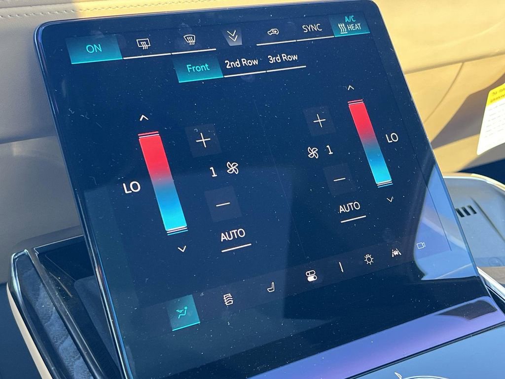 New 2025 Cadillac Escalade IQ Luxury 2 image 21