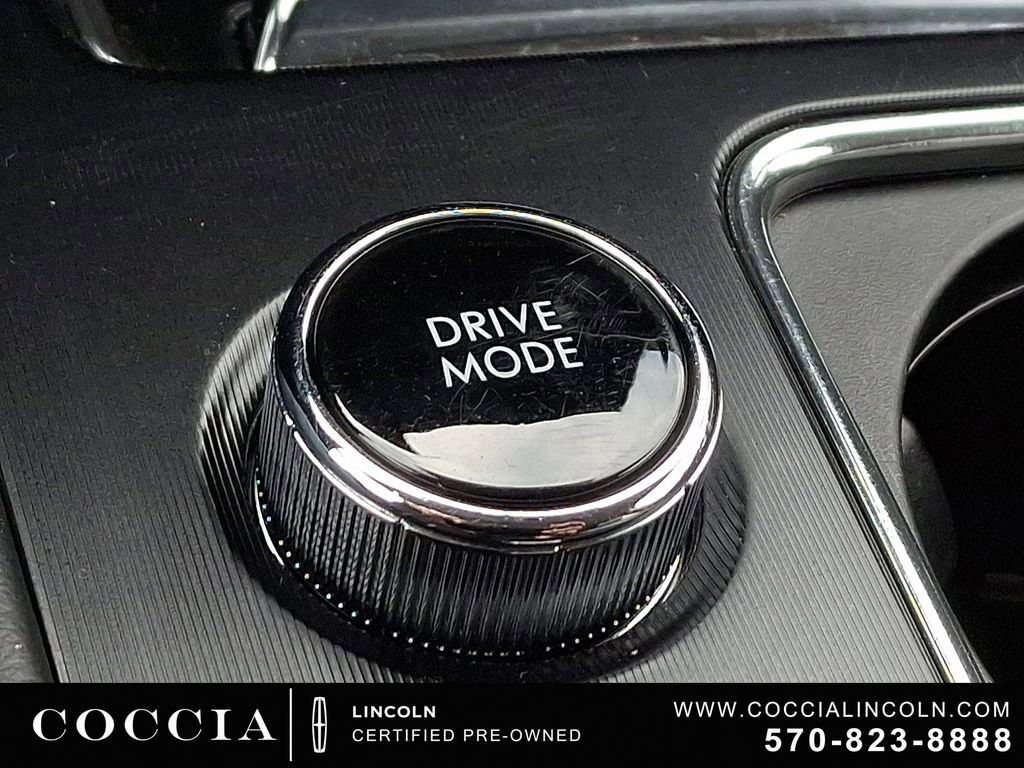Certified 2024 Lincoln Corsair AWD image 23