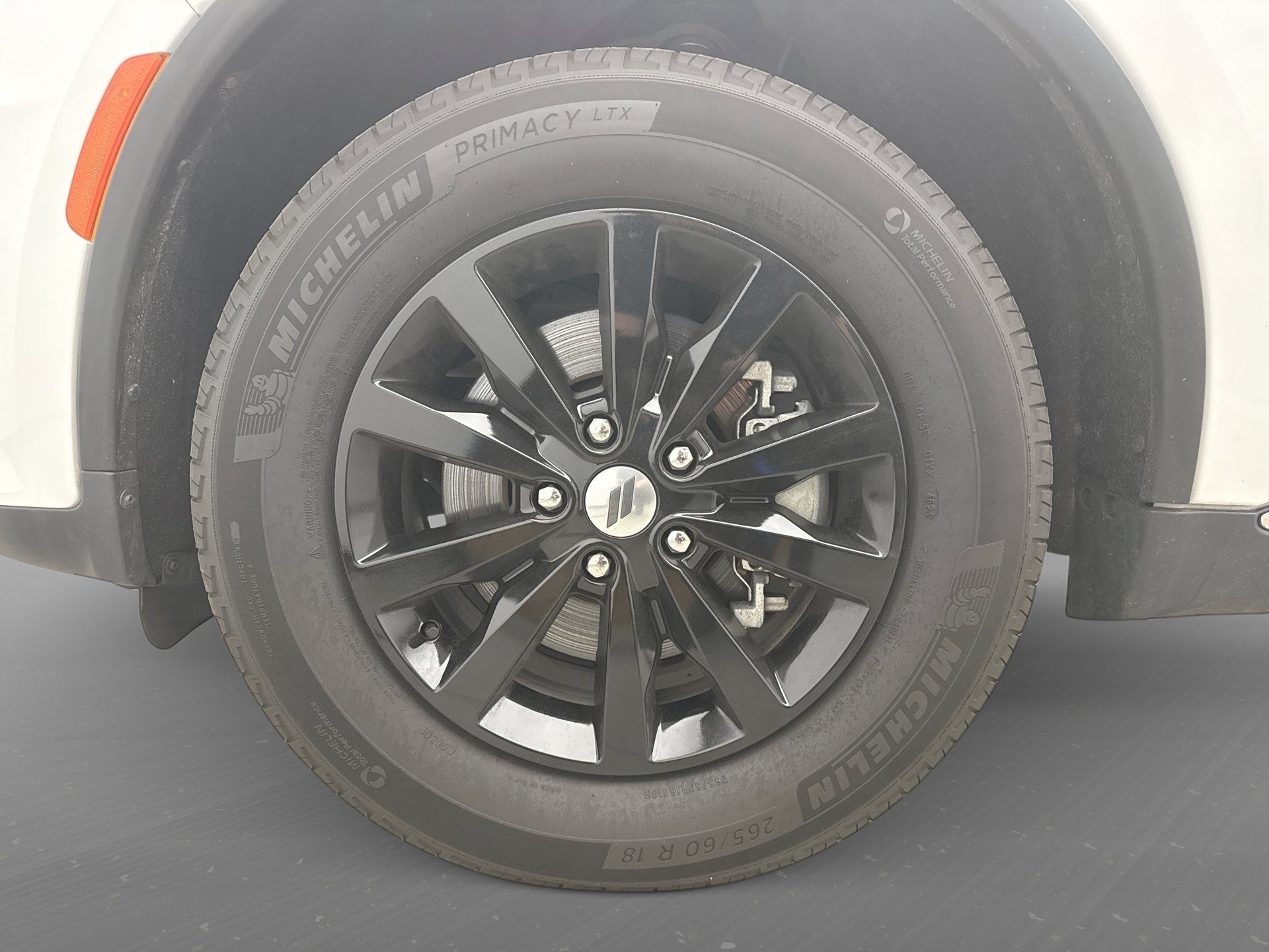 Used 2024 Dodge Durango SXT AWD/4WD image 23