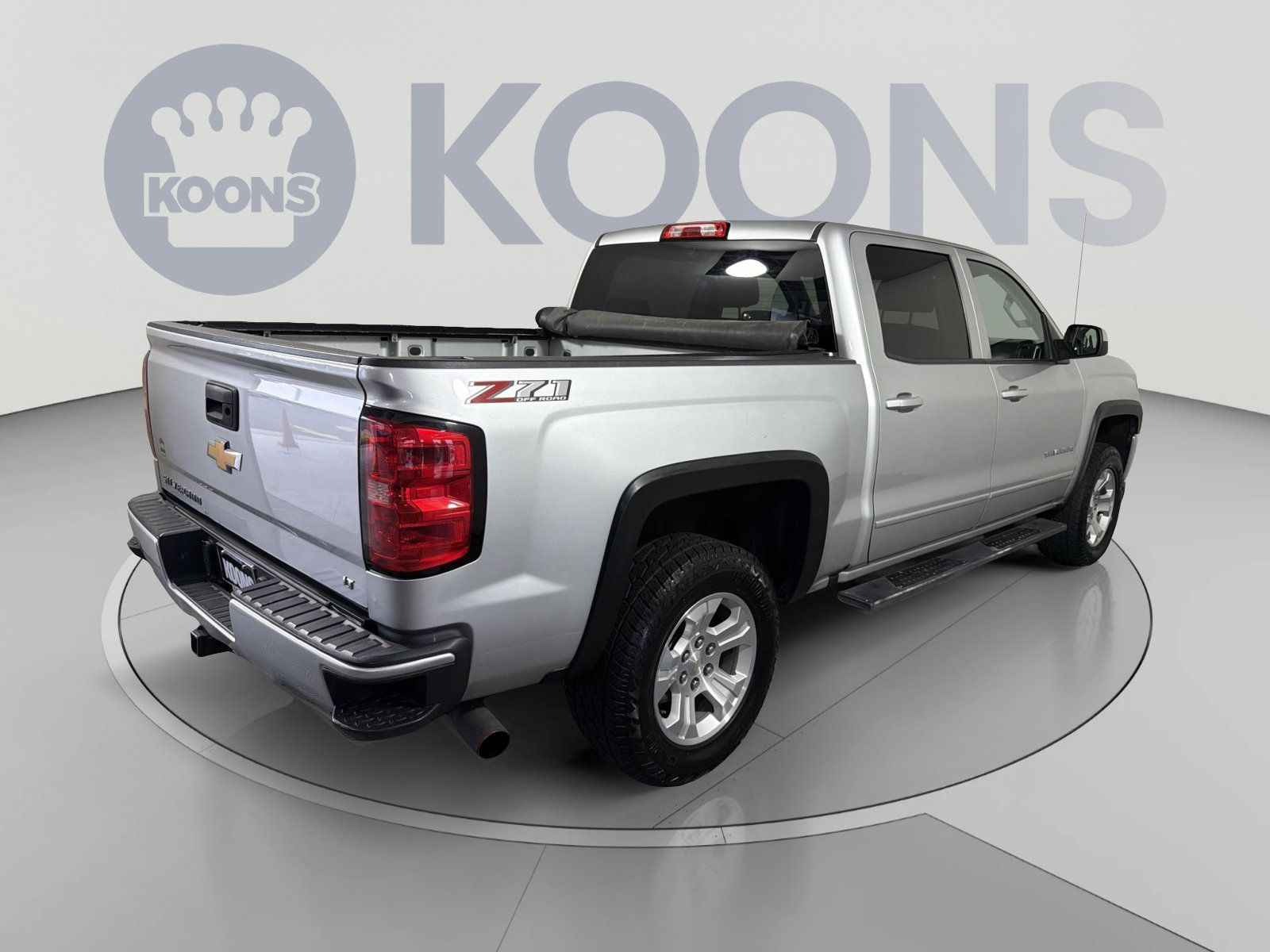 Used 2018 Chevrolet Silverado 1500 LT w/ All Star Edition AWD/4WD image 4