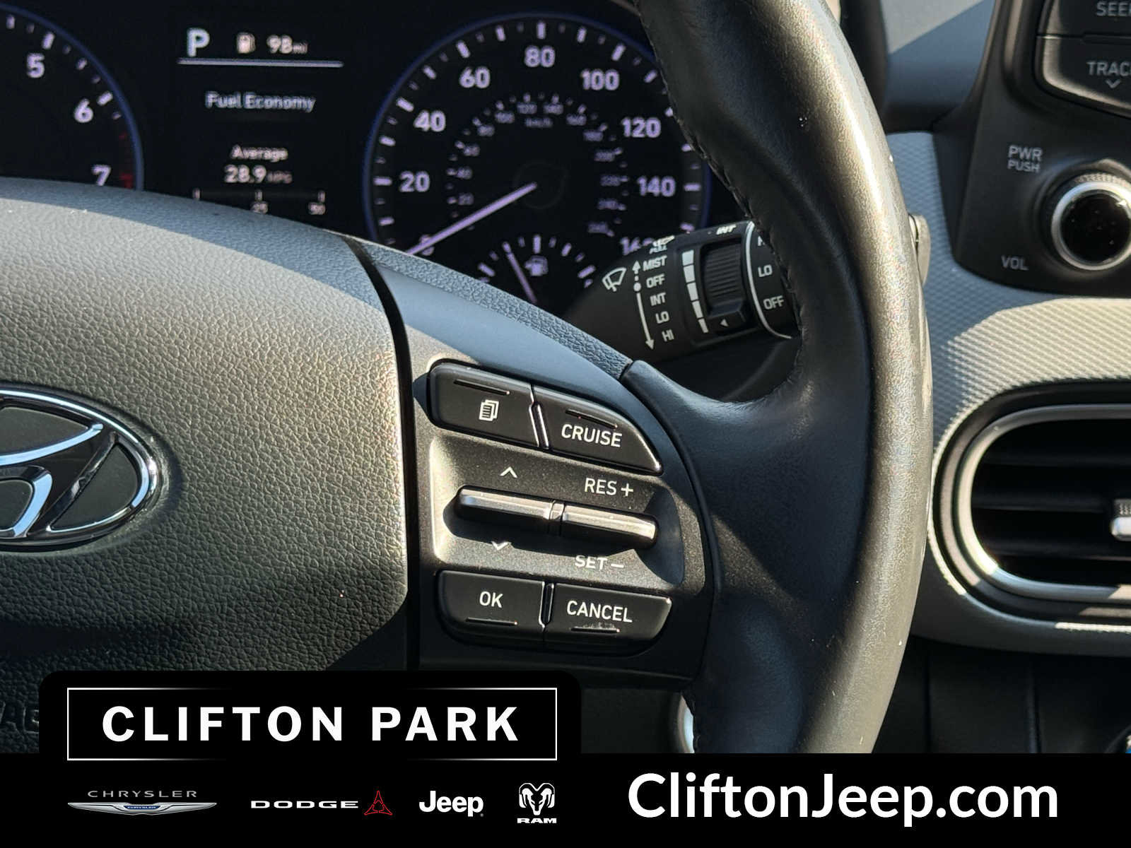 Used 2020 Hyundai Kona SEL Plus image 23