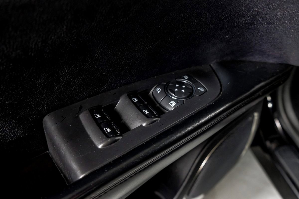 Used 2016 Lincoln MKX Reserve w/ Technology Package image 35