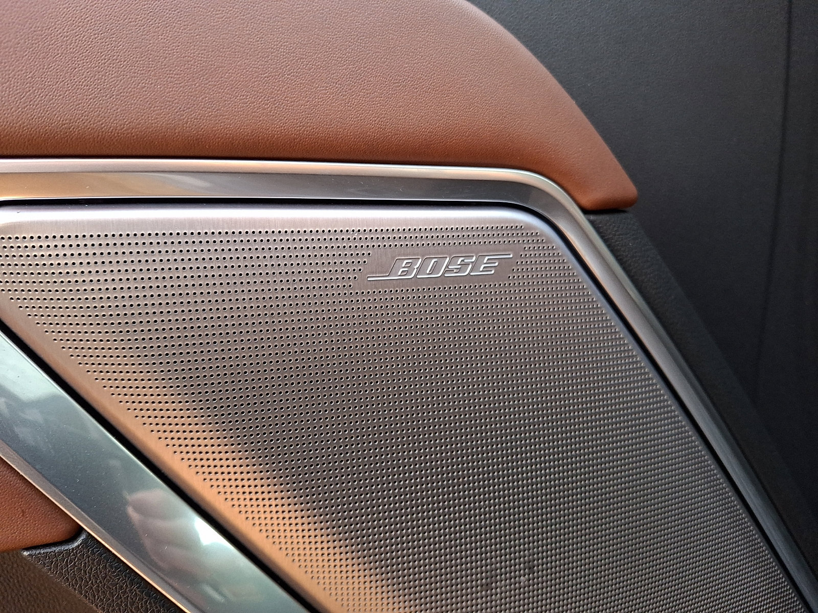 Certified 2025 GMC Sierra 1500 Denali Ultimate AWD/4WD image 15