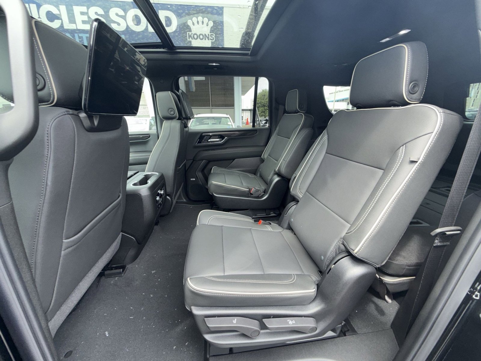 New 2026 GMC Yukon XL Elevation w/ Elevation Premium Package image 25