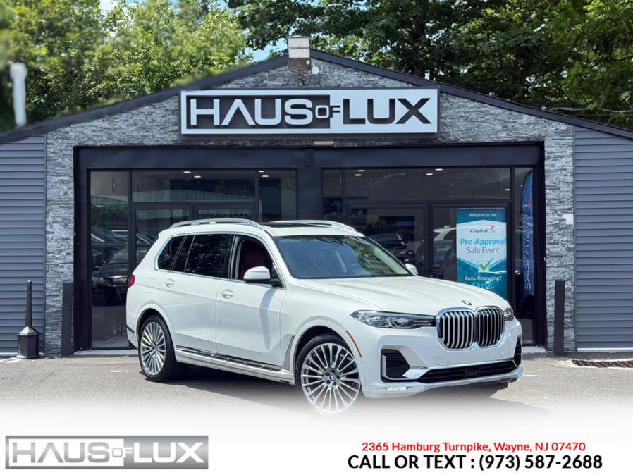 Used 2022 BMW X7 xDrive40i w/ Premium Package image 1