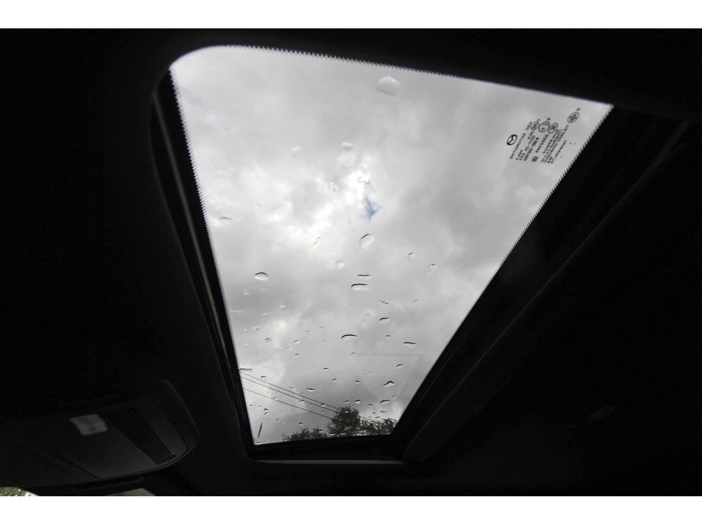 Used 2025 MAZDA MAZDA3 Carbon image 23