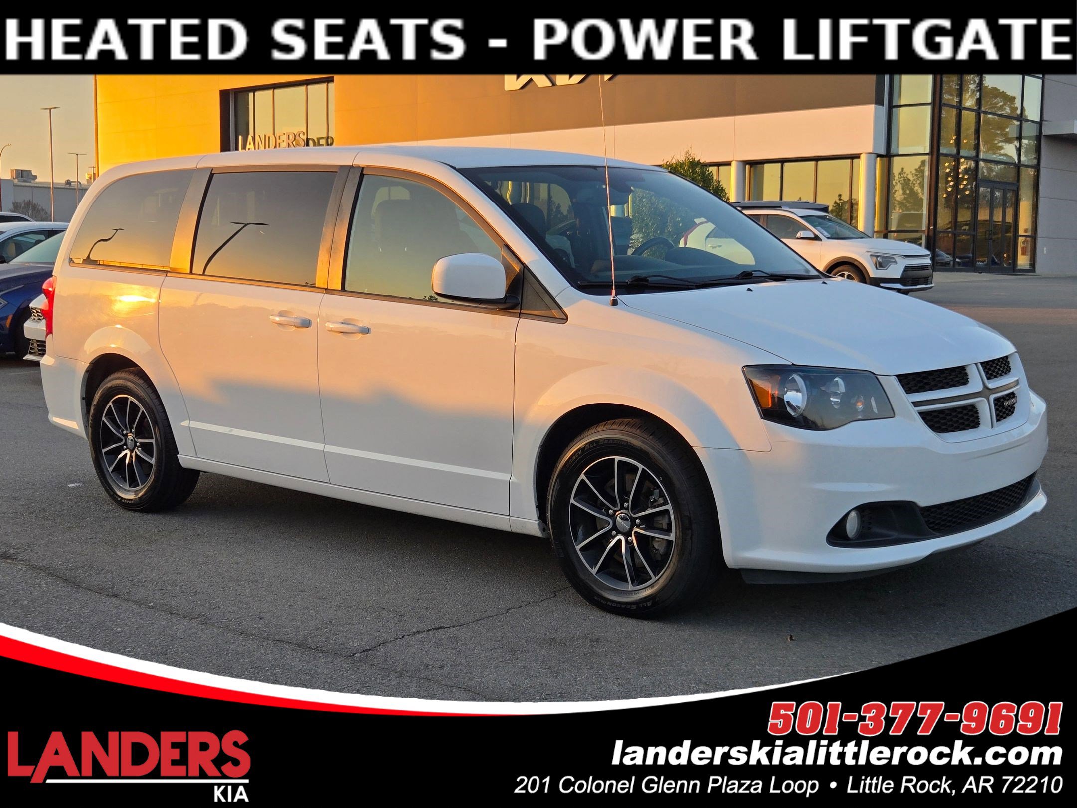 Used 2019 Dodge Grand Caravan GT FWD image 1