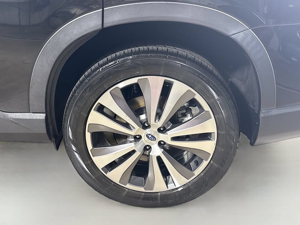Used 2022 Subaru Ascent Limited AWD/4WD image 9