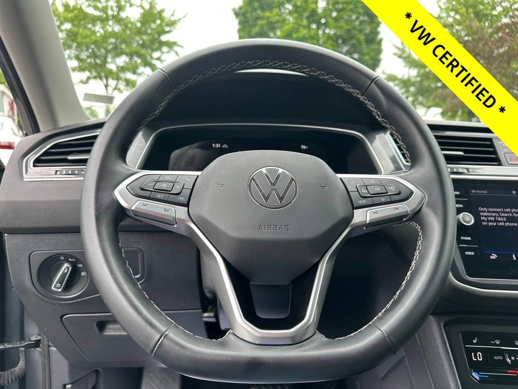 Certified 2024 Volkswagen Tiguan SE AWD/4WD image 13