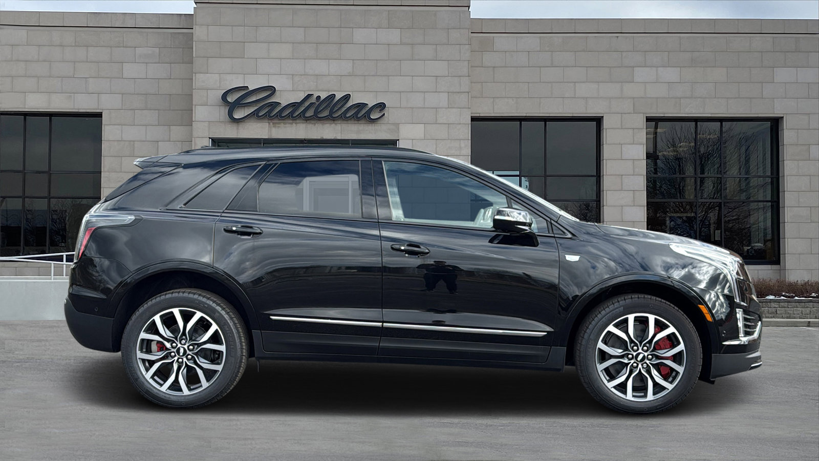 New 2025 Cadillac XT5 Sportv w/ Technology Package image 2