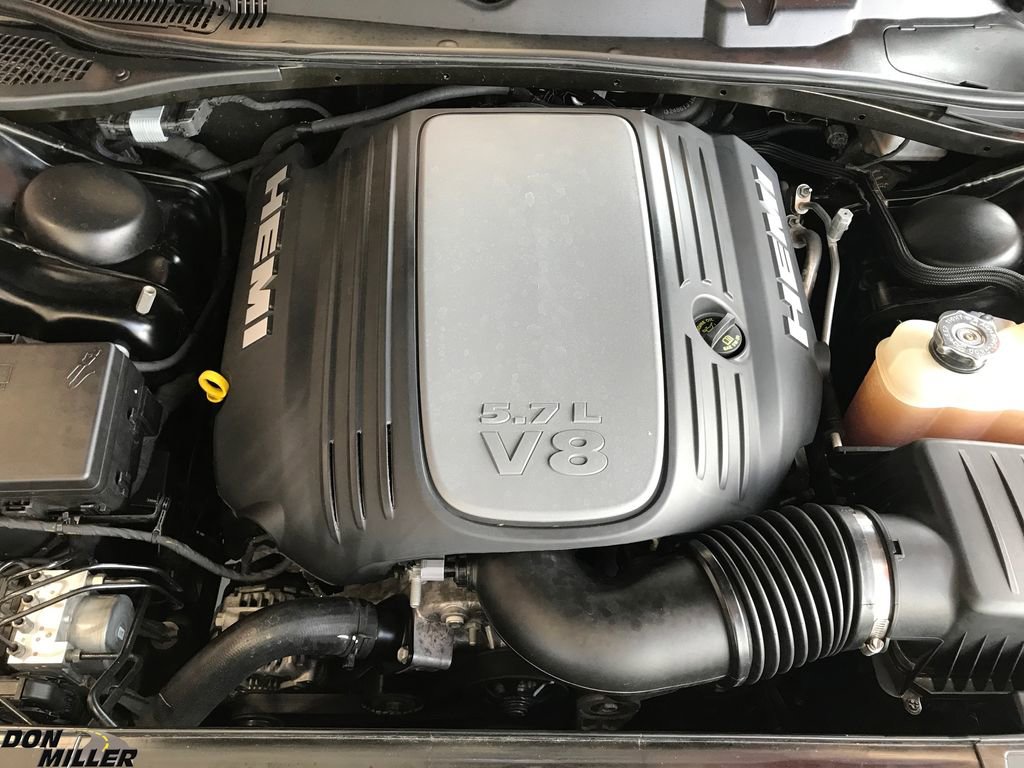 Certified 2020 Dodge Challenger R/T w/ Carbon/Suede Interior Package image 30