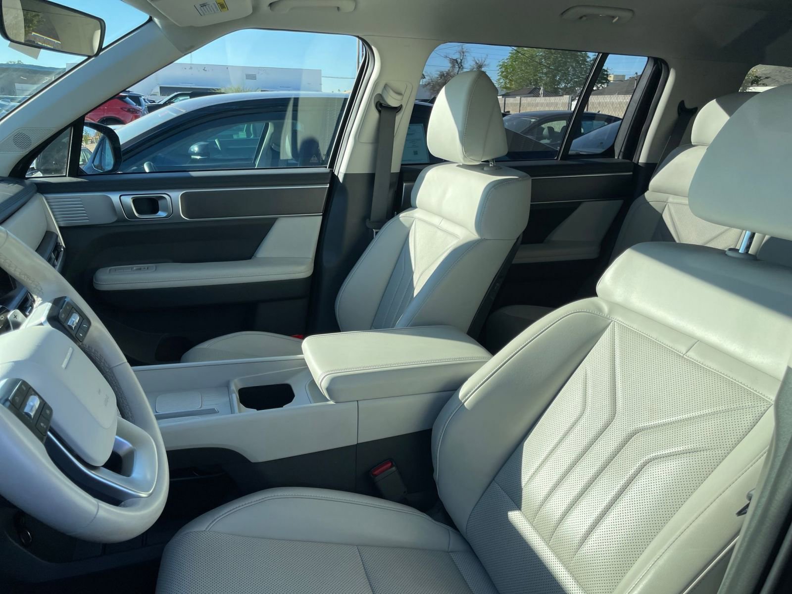 Used 2025 Hyundai Santa Fe SEL FWD image 41