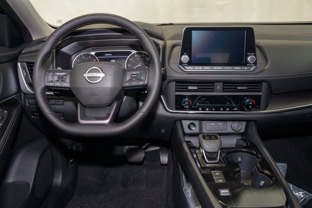 New 2026 Nissan Rogue SV image 8