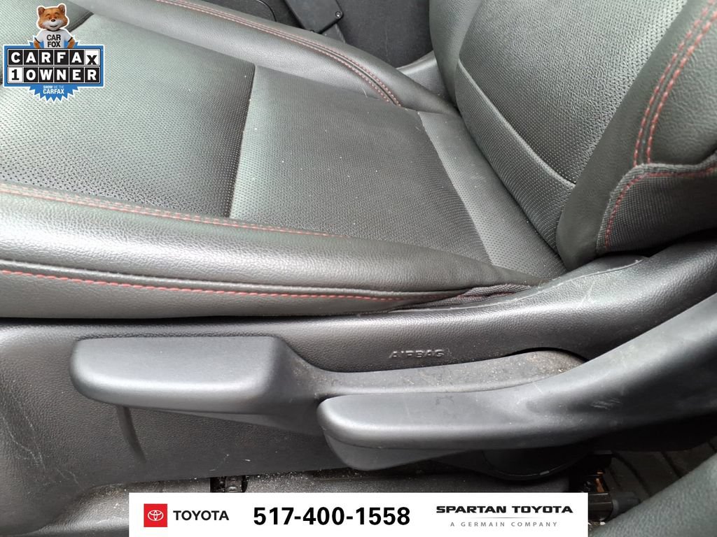 Used 2025 Chevrolet Trax RS w/ Sunroof Package FWD image 15