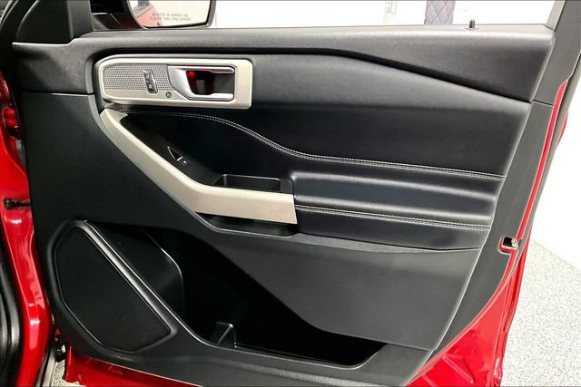 Used 2020 Ford Explorer Limited AWD/4WD image 36