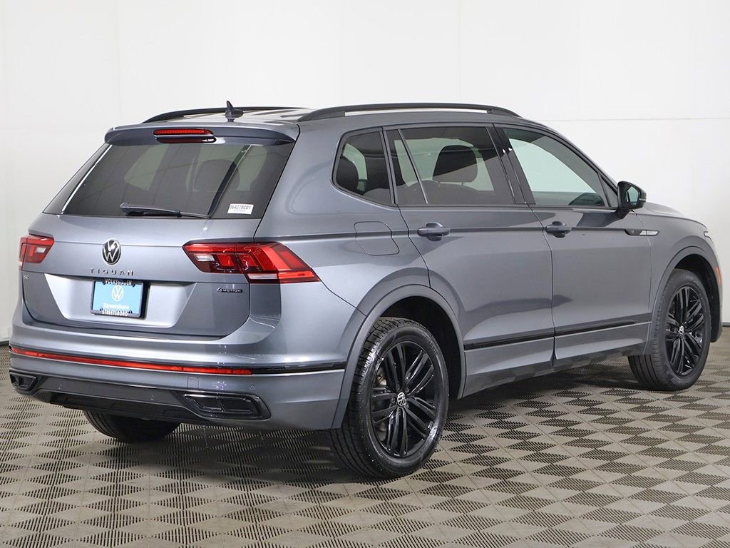 Used 2022 Volkswagen Tiguan SE R-Line AWD/4WD image 11
