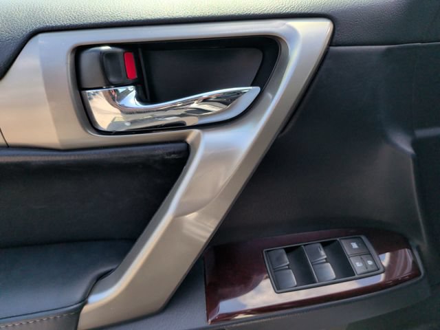 Used 2018 Lexus GX 460 Premium w/ Premium Package AWD/4WD image 13