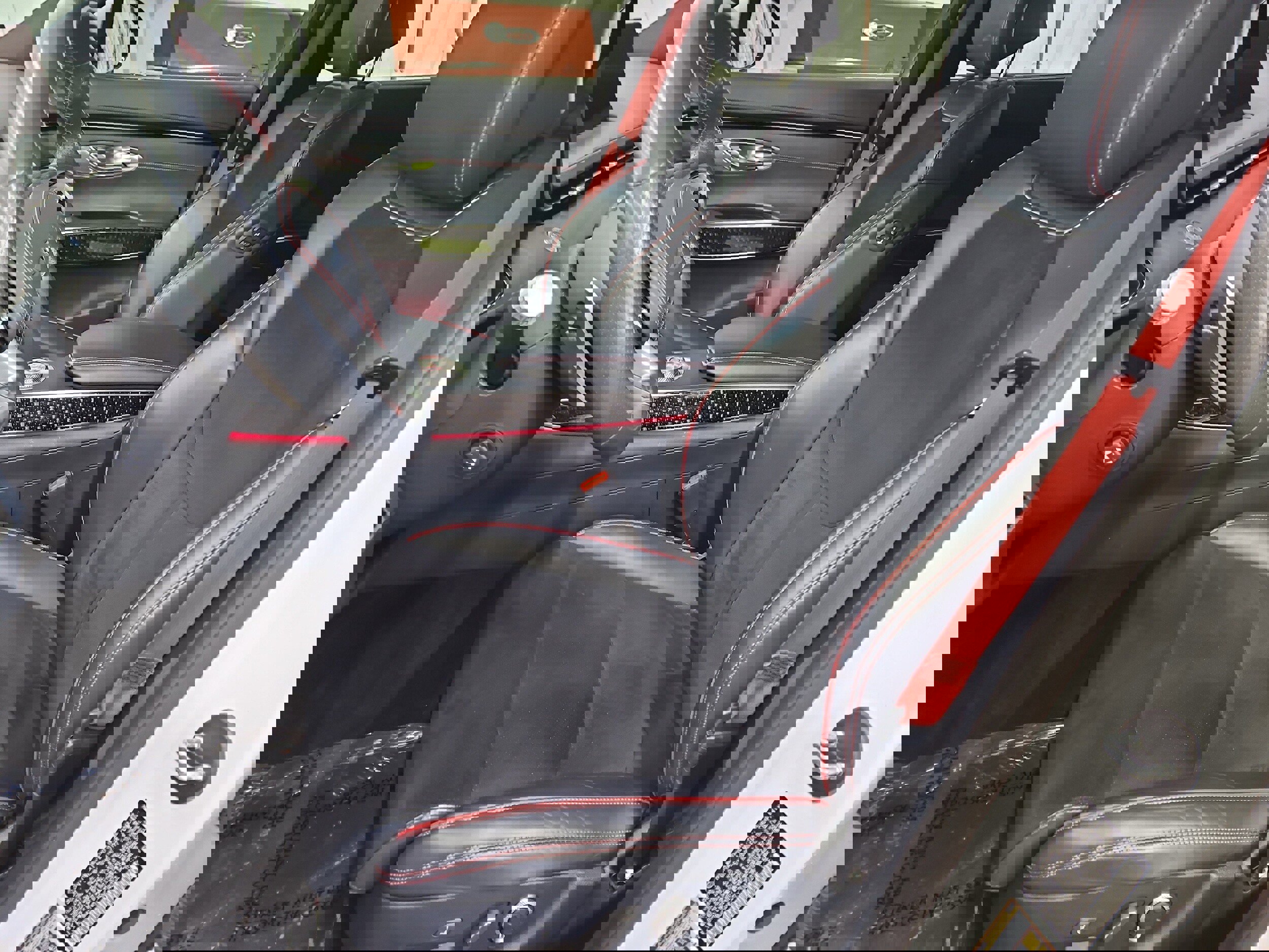 Used 2022 Genesis GV70 3.5T Sport w/ Sport Prestige Package image 11