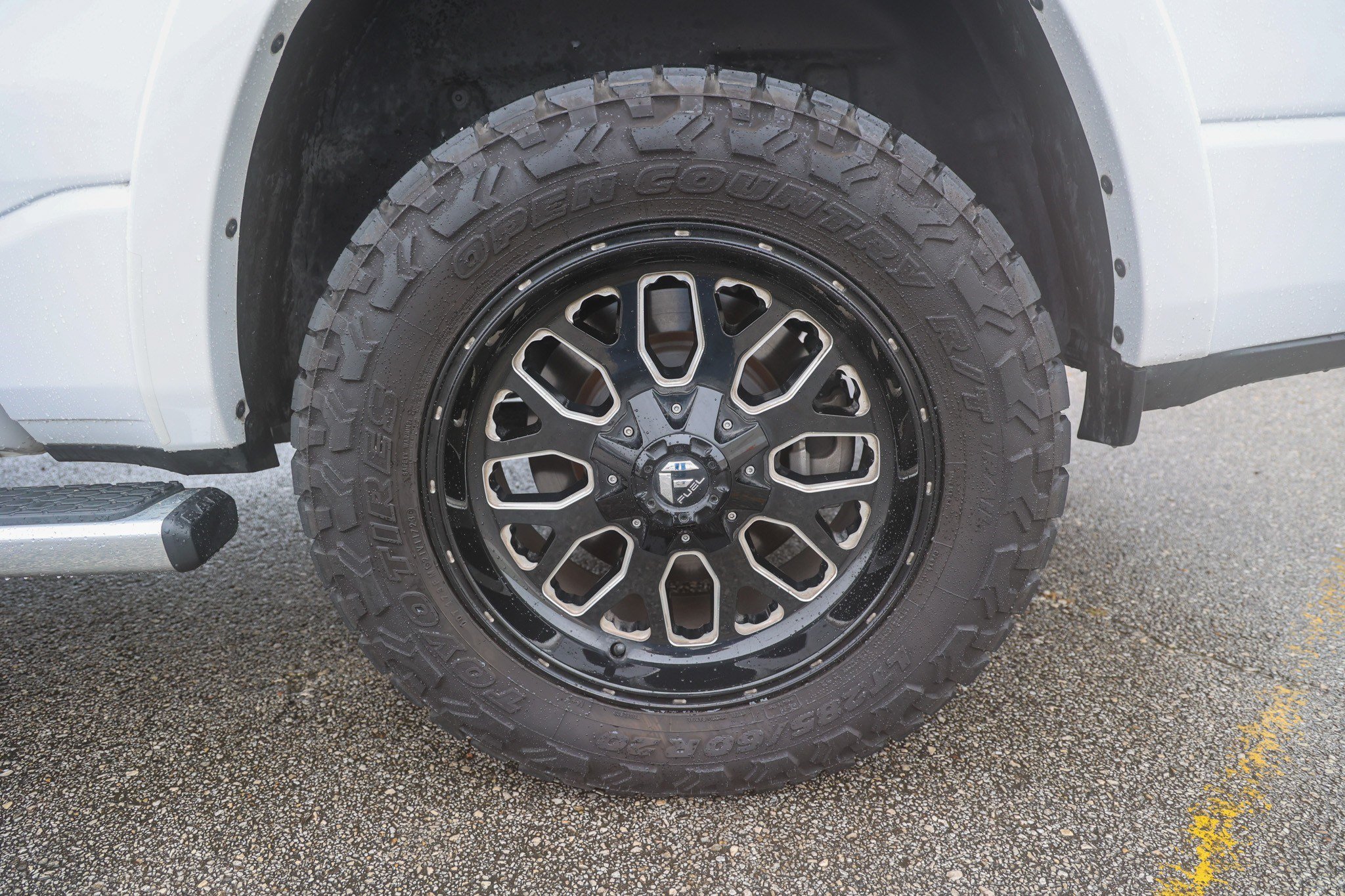 Used 2022 RAM 1500 Limited w/ Body Color Bumper Group AWD/4WD image 18