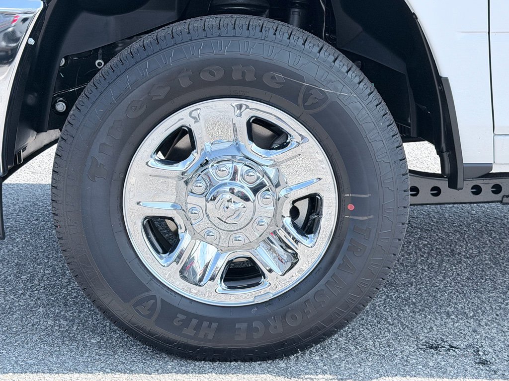 New 2026 RAM 2500 Tradesman w/ Chrome Appearance Group AWD/4WD image 34