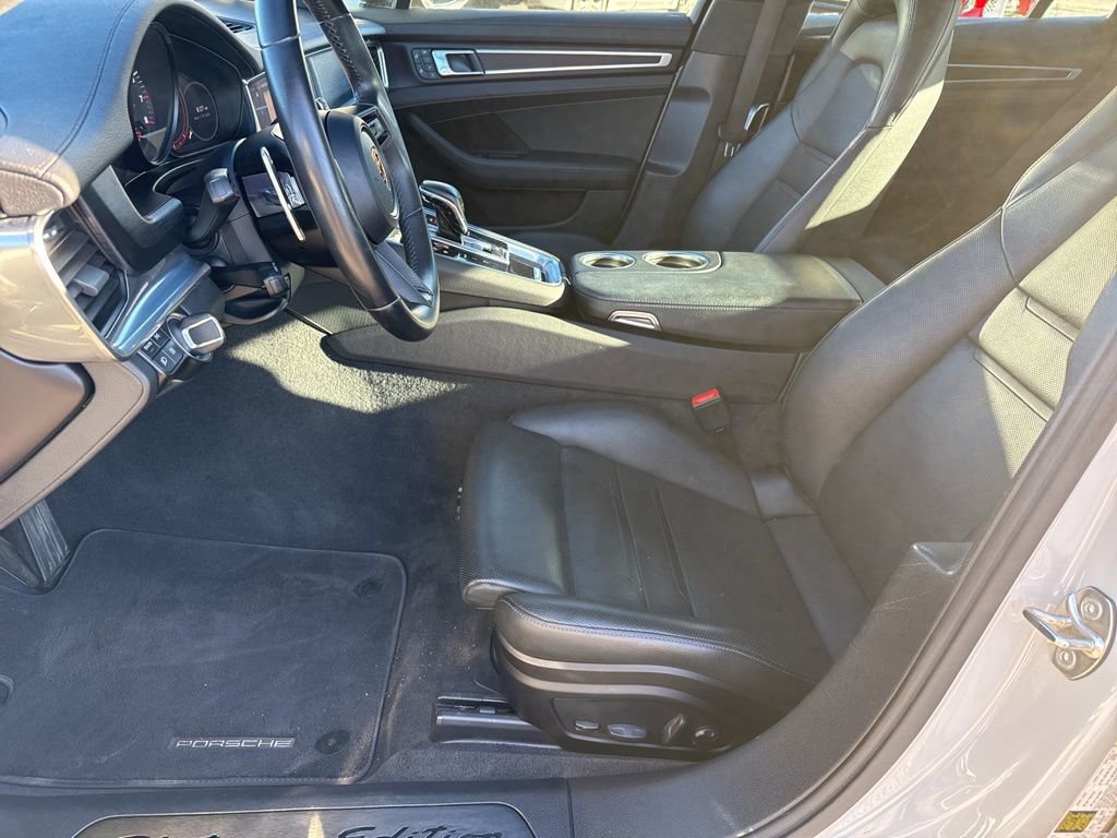Used 2023 Porsche Panamera 4 Platinum Edition image 22