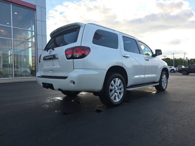 Used 2020 Toyota Sequoia Platinum AWD/4WD image 7
