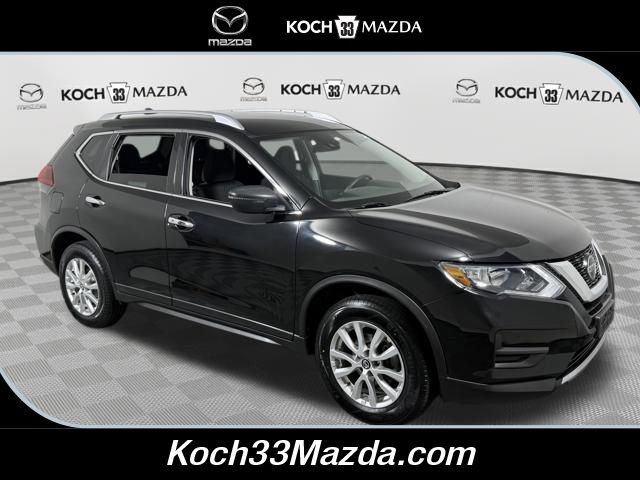 Used 2019 Nissan Rogue SV image 1