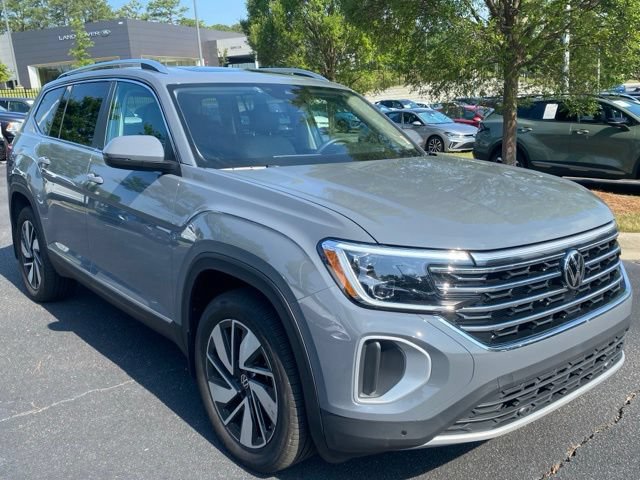 Used 2026 Volkswagen Atlas SEL AWD/4WD image 1