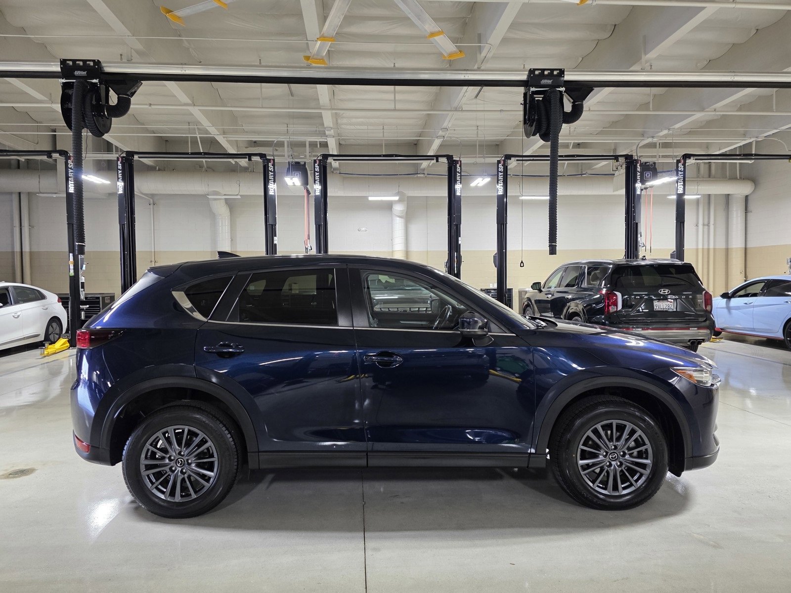 Used 2021 MAZDA CX-5 Touring image 8