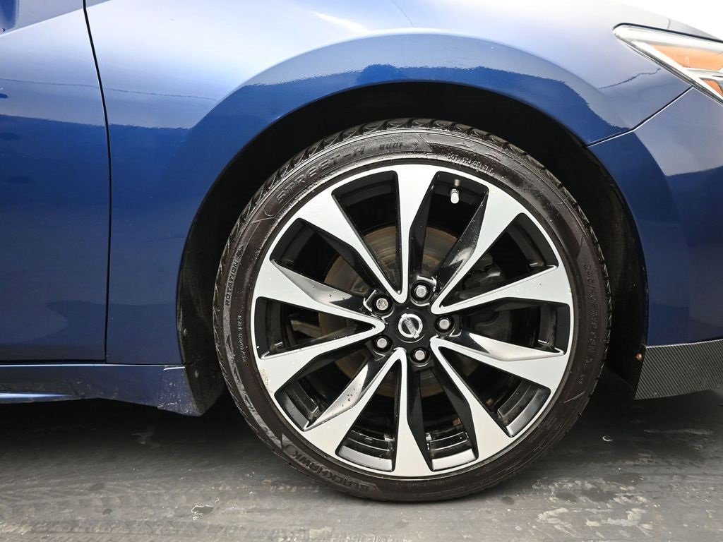 Used 2018 Nissan Maxima SR image 10