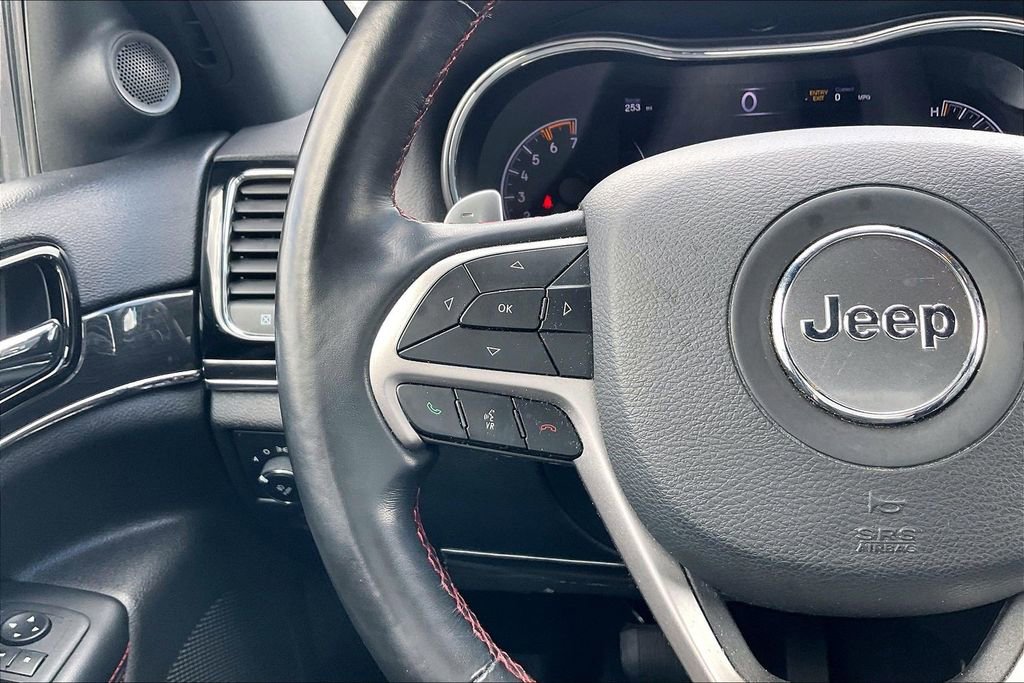 Used 2021 Jeep Grand Cherokee Trailhawk w/ Trailhawk Luxury Group AWD/4WD image 10