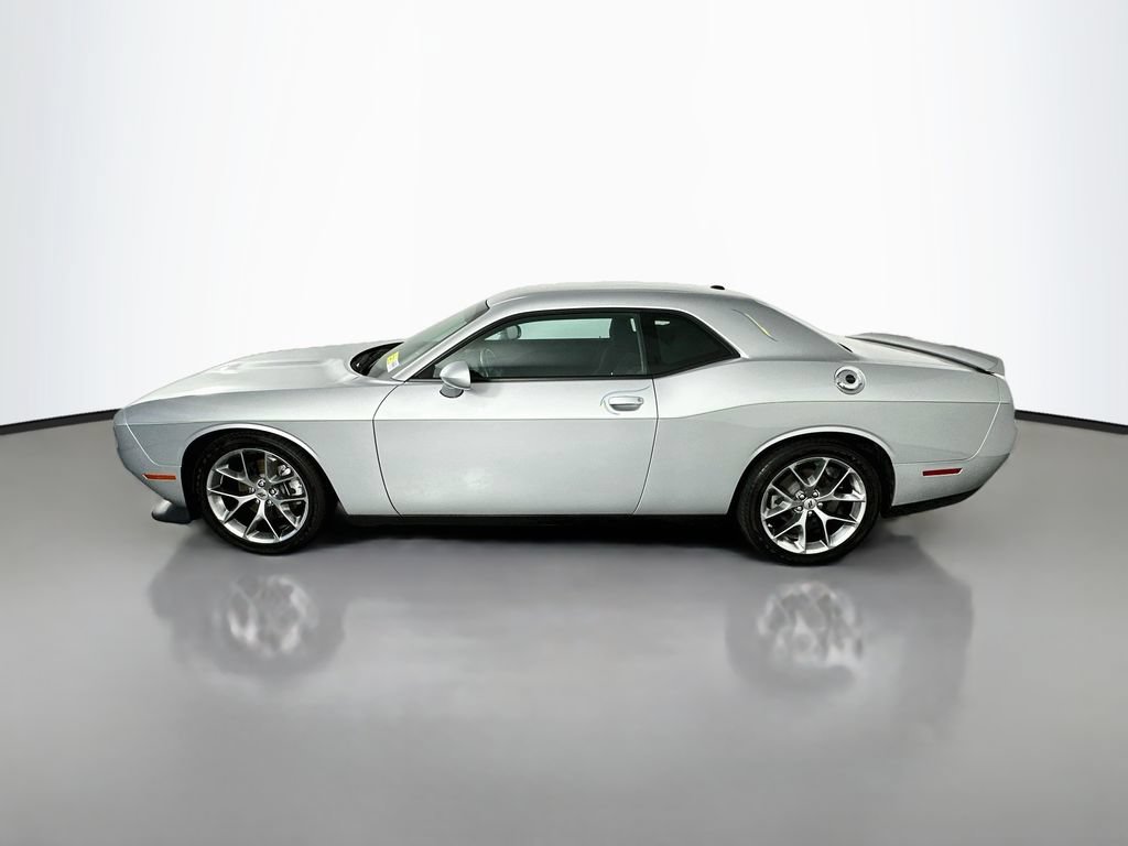 Used 2022 Dodge Challenger GT RWD image 4