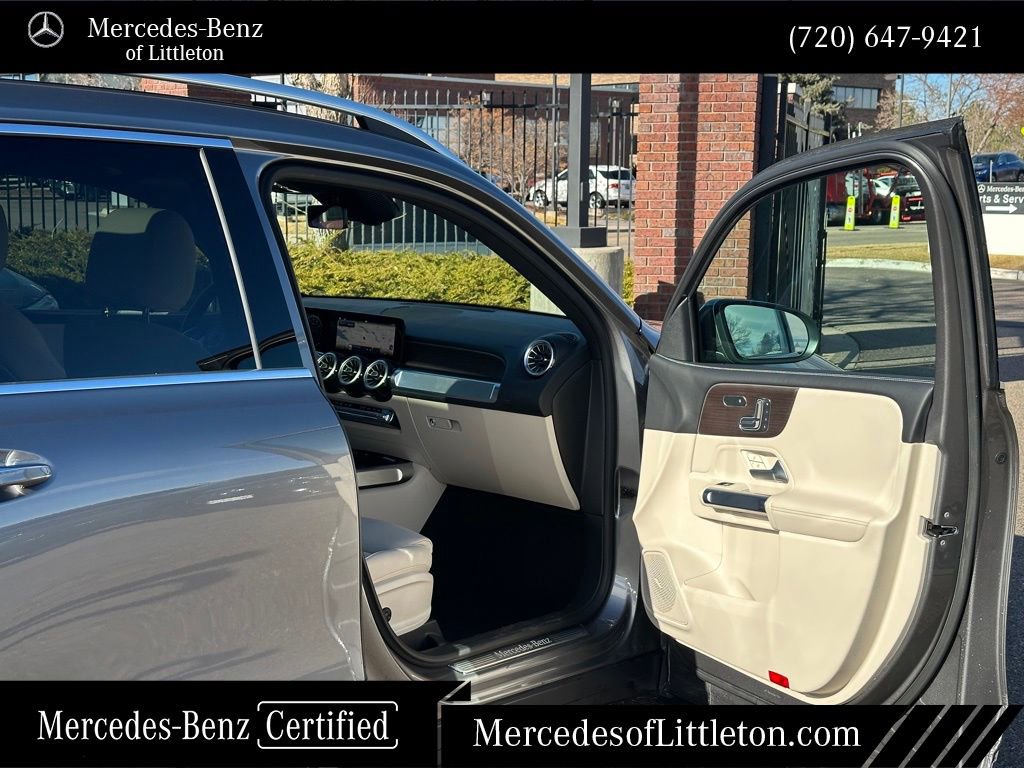 Certified 2025 Mercedes-Benz GLB 250 4MATIC image 30