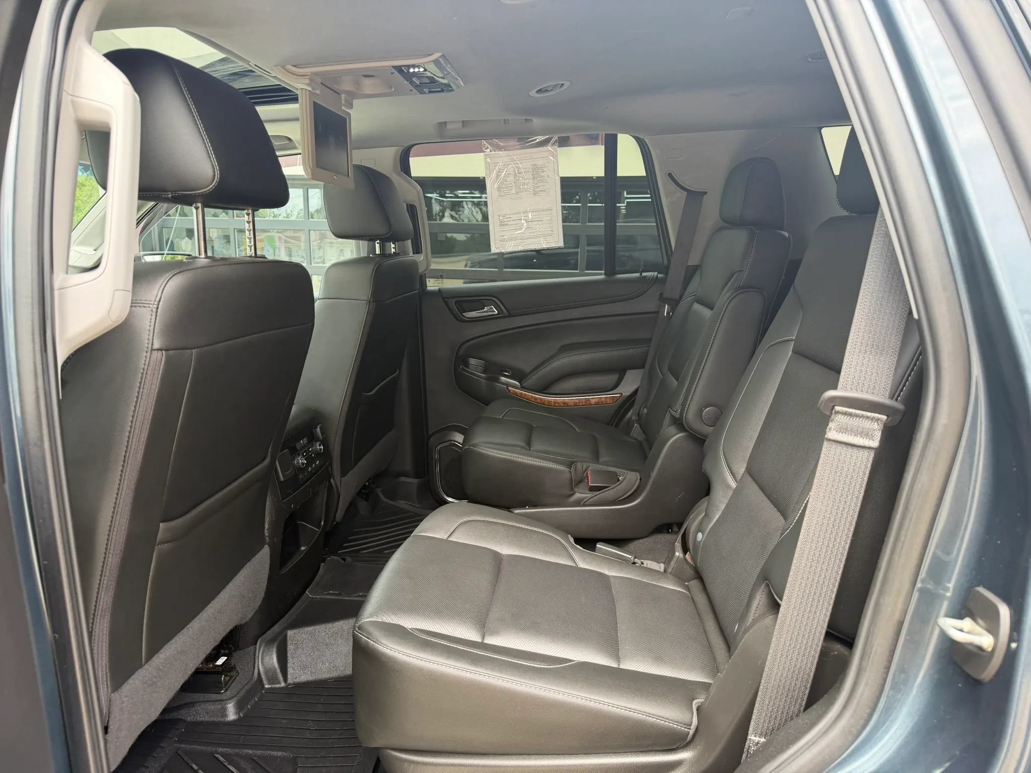 Used 2020 Chevrolet Tahoe Premier AWD/4WD image 28