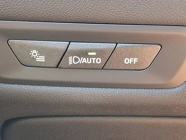 Used 2026 BMW X5 xDrive40i image 16
