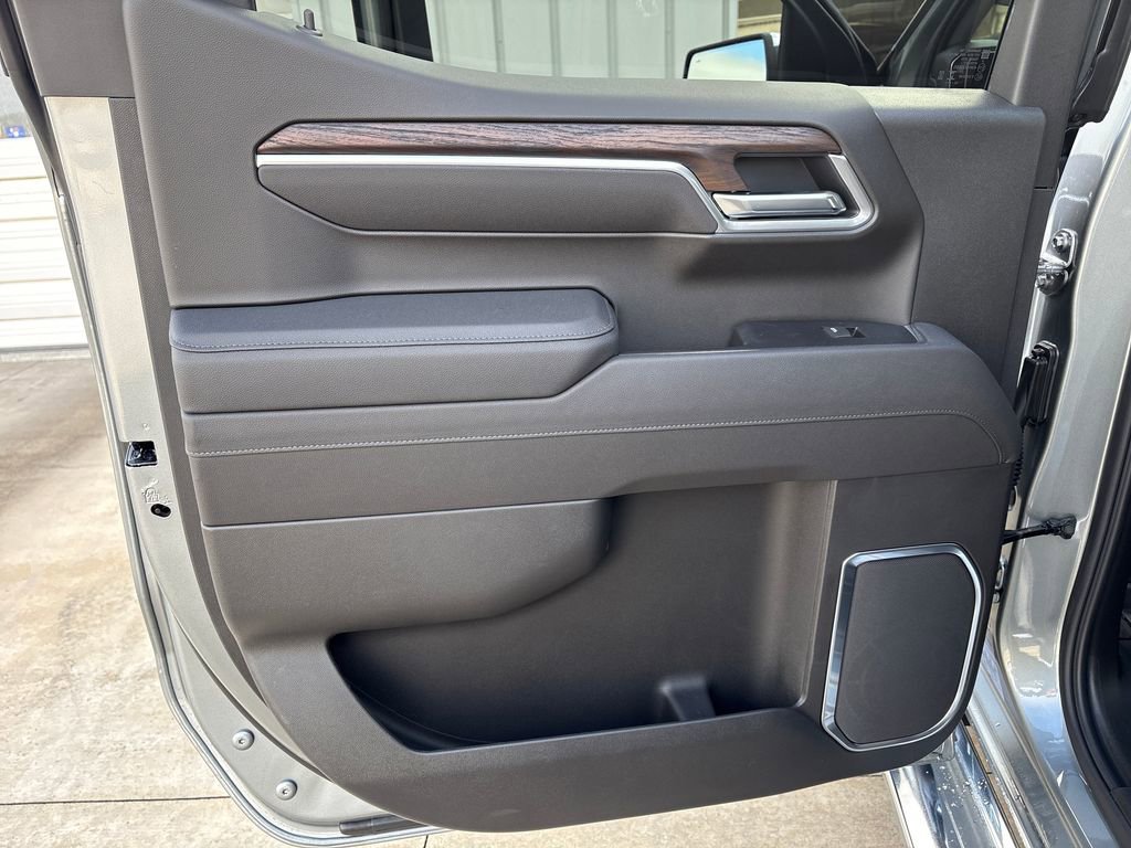 New 2026 GMC Sierra 1500 SLT w/ SLT Premium Plus Package image 43
